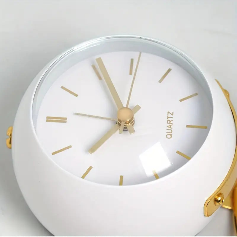 EternaSilent | Silent Nordic-Inspired Desk Clock