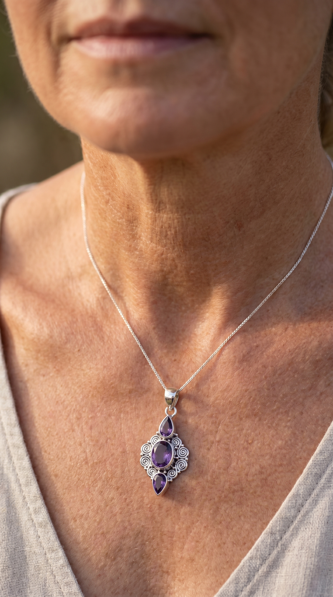 Orelia | Bali Handcrafted Pendant